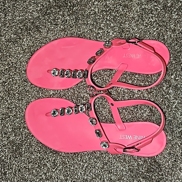 NINE WEST Womens Size 9M Juniper Jelly Thong Sandals Pink Rhinestones. Worn once - Picture 3 of 4
